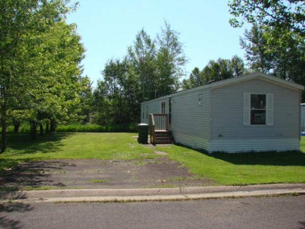 Country Estates Manufactured Housing Community 3608 North Estates DriveHibbing, MN 55746
