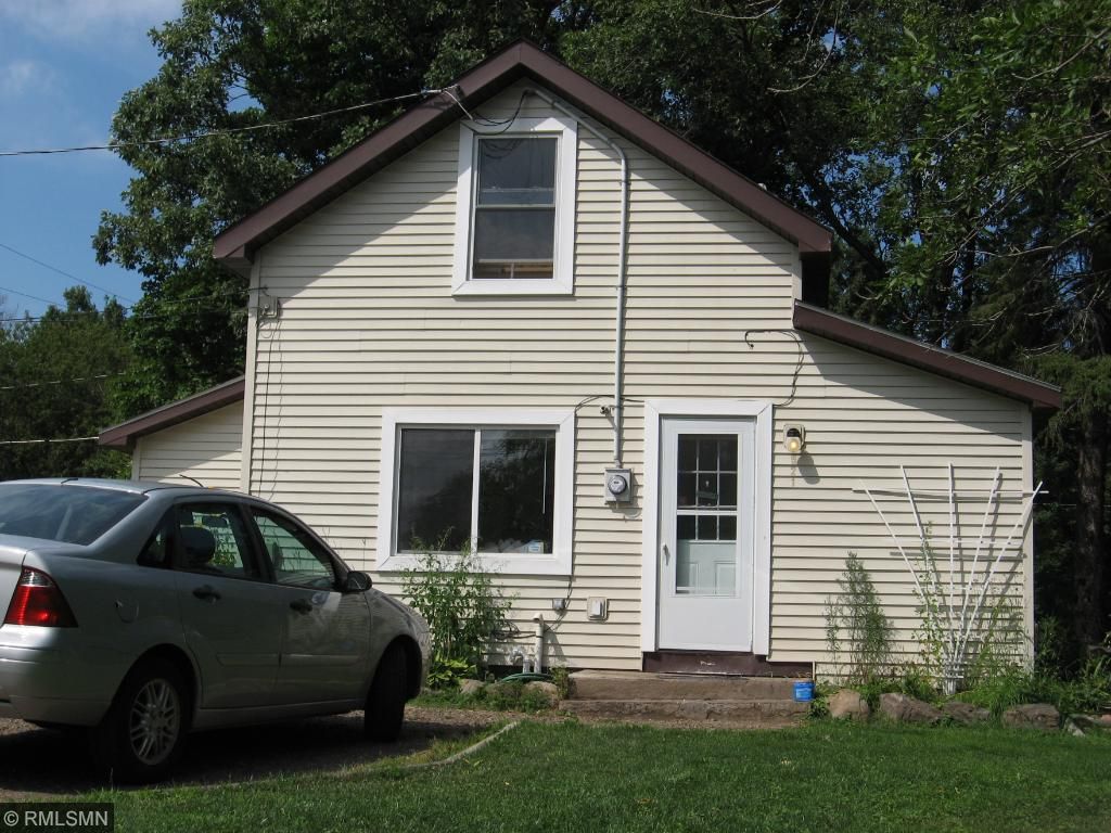 521 Grove Avenue, Moose Lake, MN 55767
