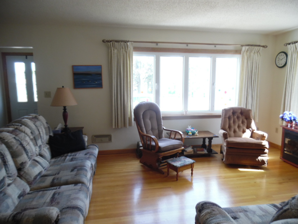 321 1st Street, Nashwauk, MN 55769