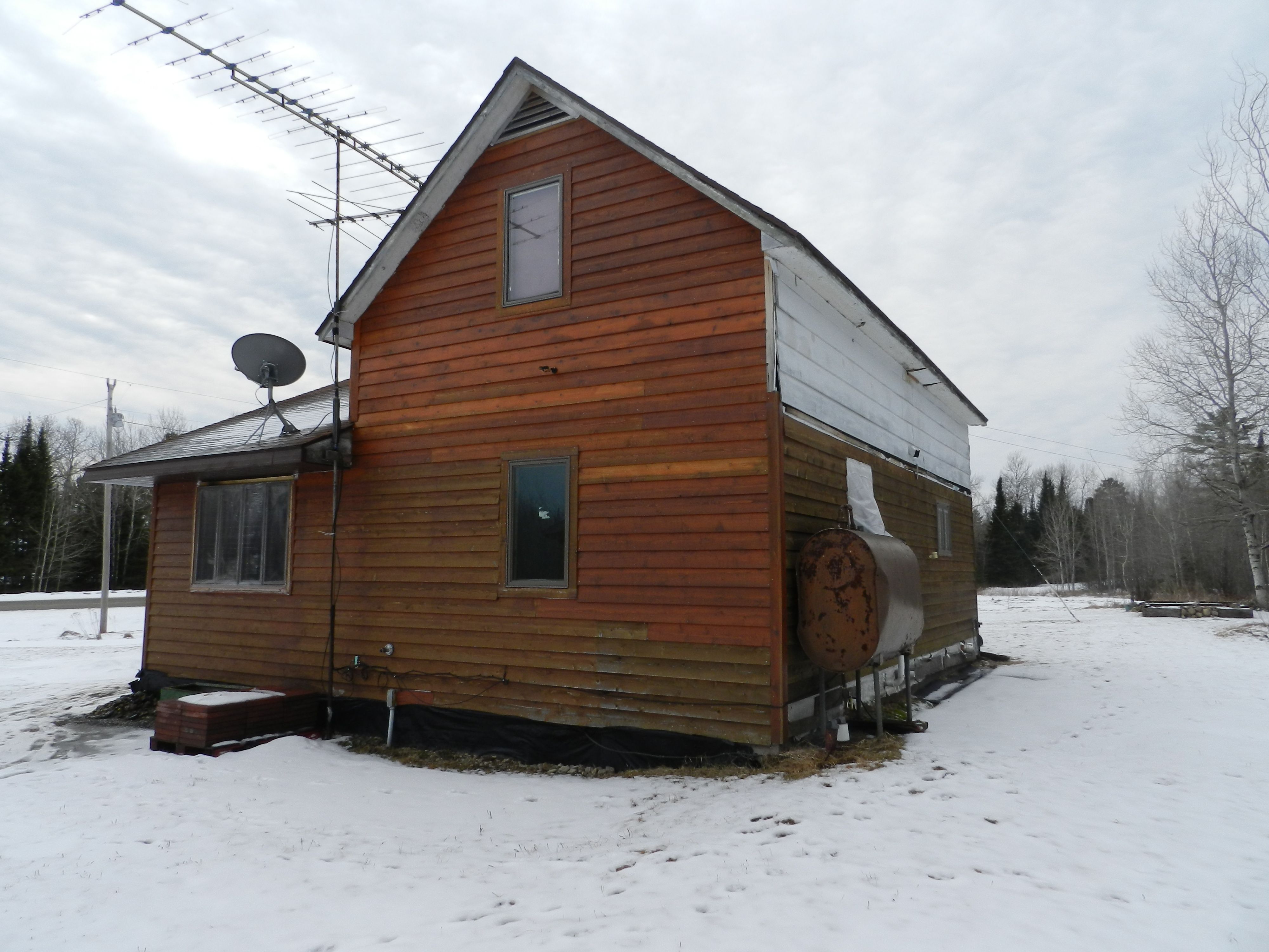 6101 Wahlsten Road, Tower, MN 55790