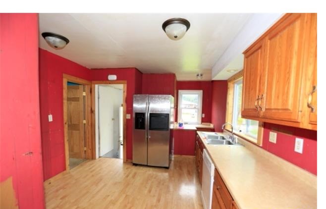 3945 Maxwell AveDuluth, MN, 55803Saint Louis County