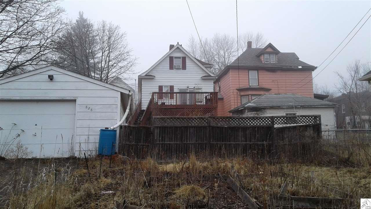 828 E 7th St, Duluth, MN 55805