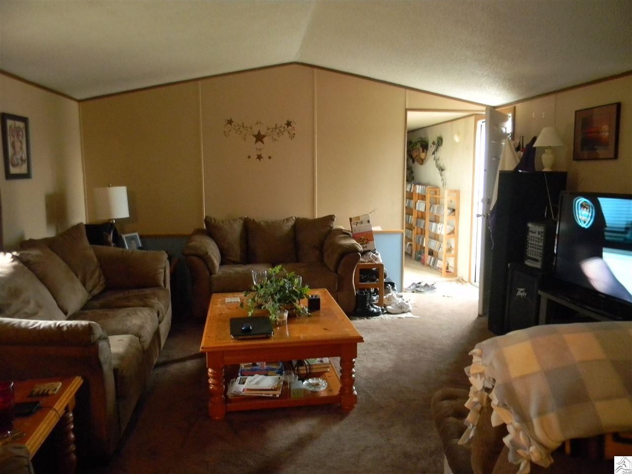 9 Bubalo Dr, Duluth, MN 55808