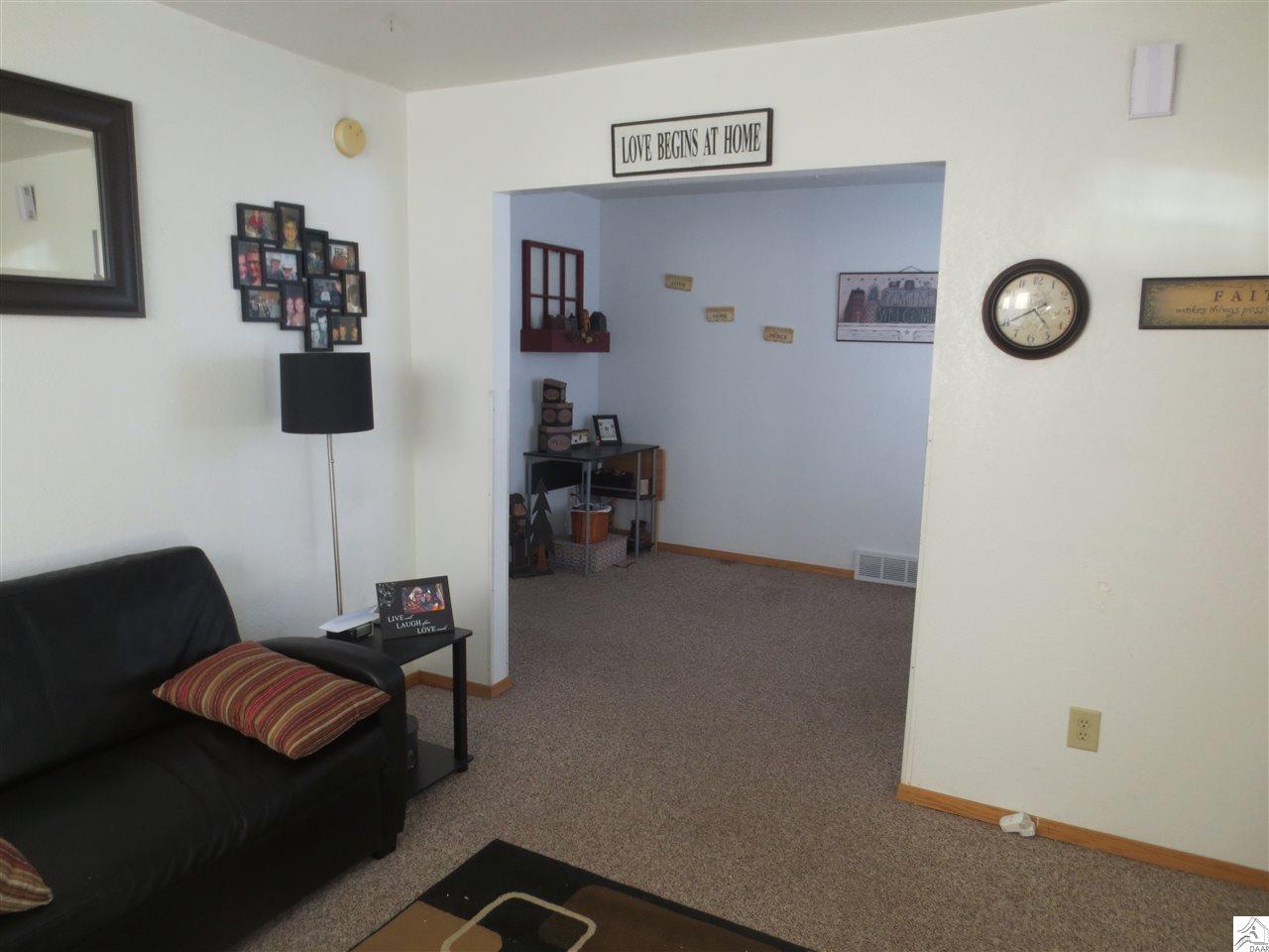 1221 96th Ave W, Duluth, MN 55808