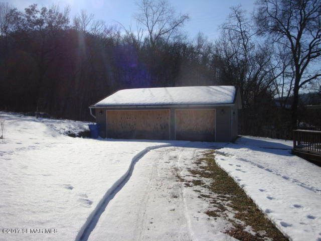 1110 Willow Road, Altura, MN 55910
