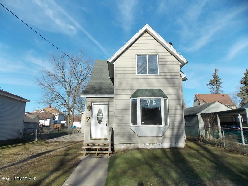 507 5th Street NW, Austin, MN 55912