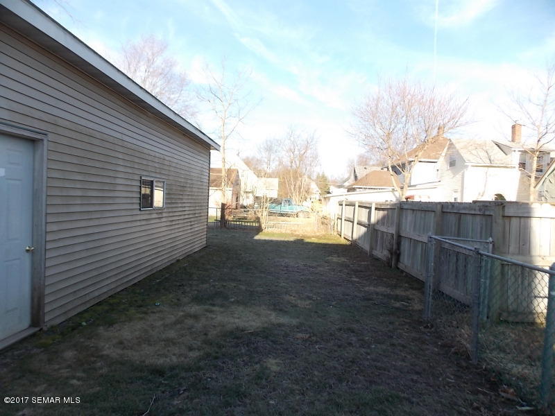 507 5th Street NW, Austin, MN 55912