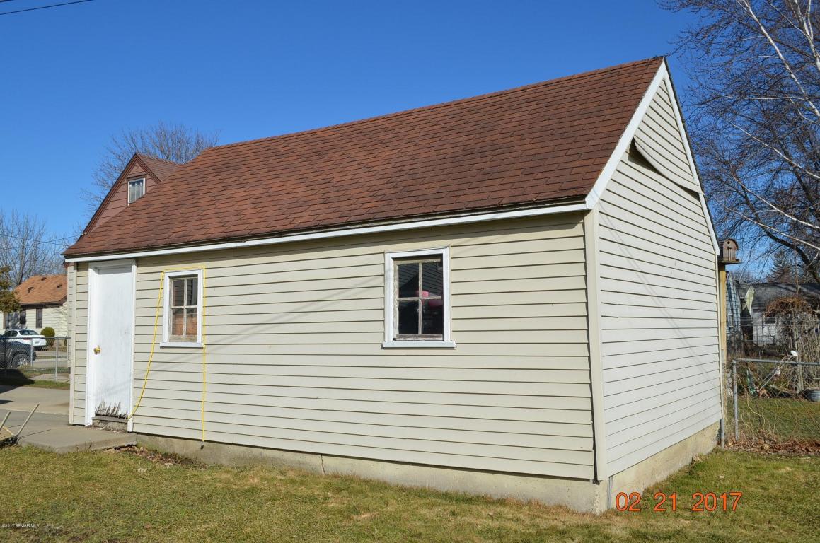 702 9th Avenue SE, Austin, MN 55912