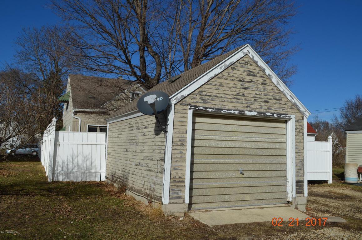 905 9th Avenue SW, Austin, MN 55912