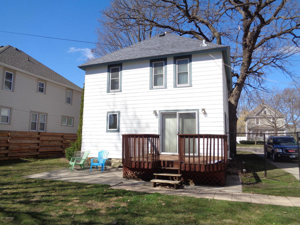 706 5th Street NW, Austin, MN 55912