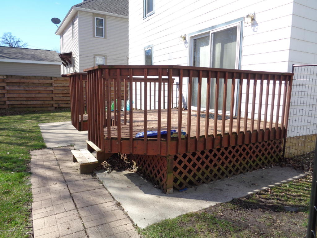 706 5th Street NW, Austin, MN 55912