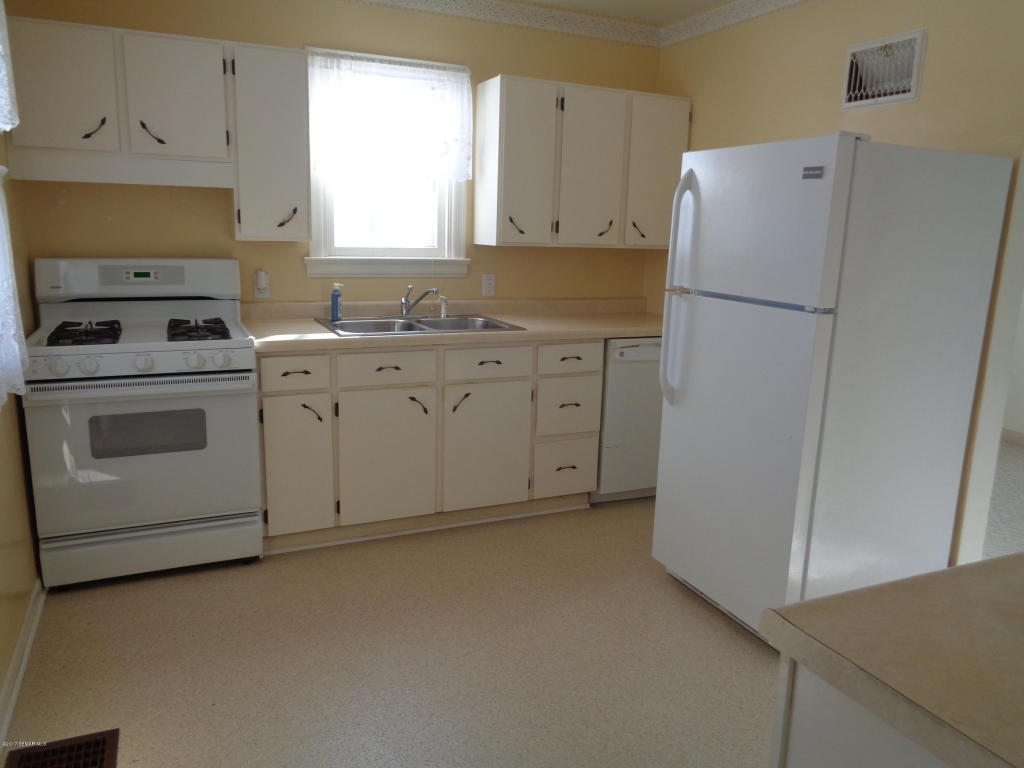 1100 9th Avenue SW, Austin, MN 55912