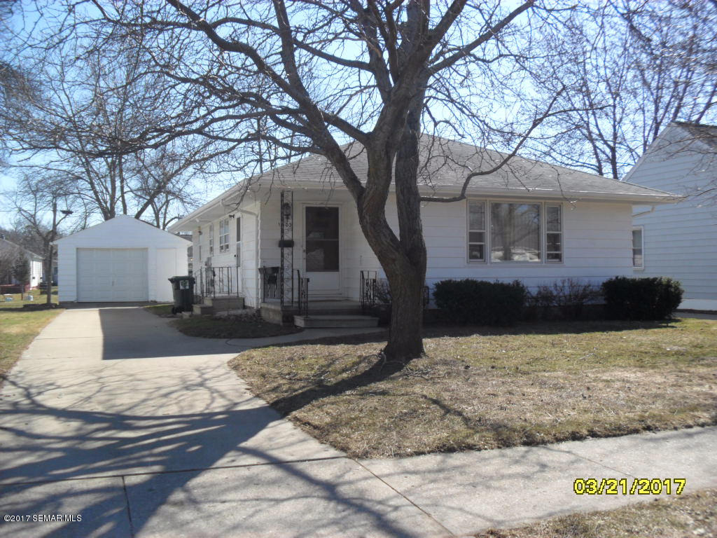 1303 7th Avenue NW, Austin, MN 55912