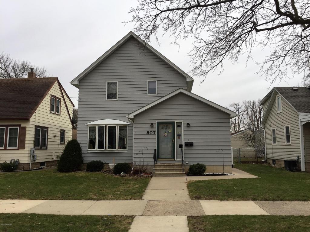 807 10th Avenue SW, Austin, MN 55912