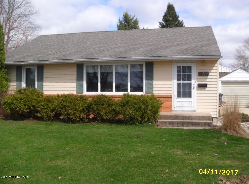 1304 12th Street NW, Austin, MN 55912