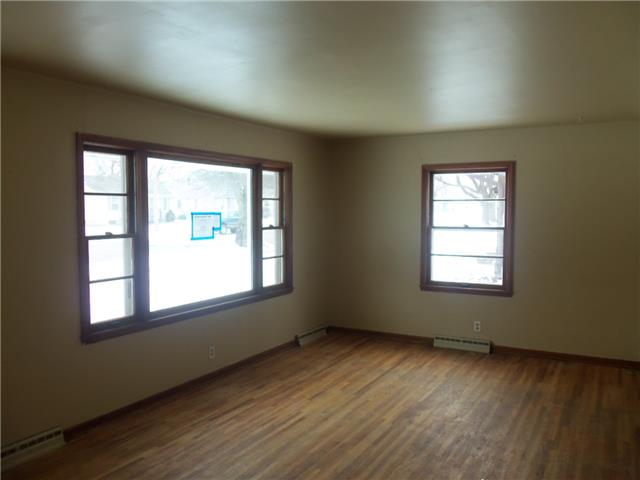 2104 1st Ave NEAustin, MN, 55912Mower County
