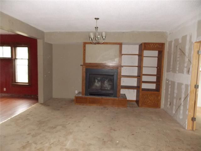 712 2nd Ave NEAustin, MN, 55912Mower County
