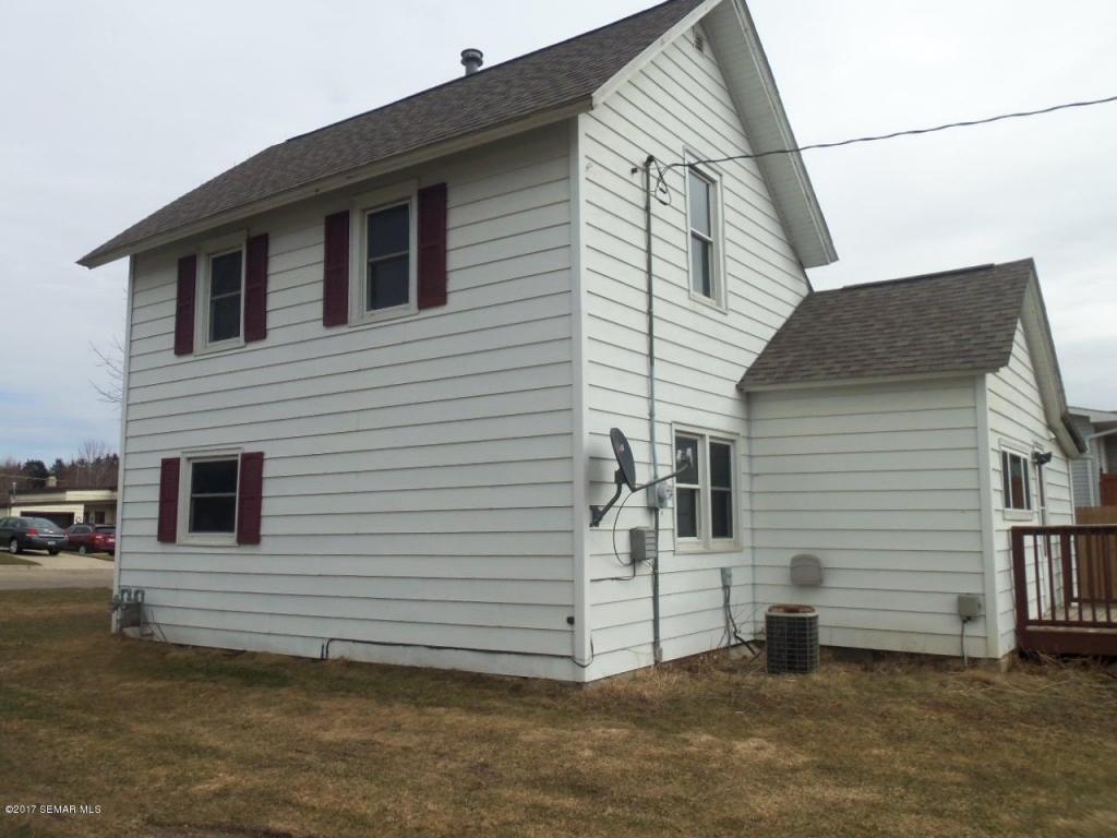 923 Fillmore Street SE, Chatfield, MN 55923