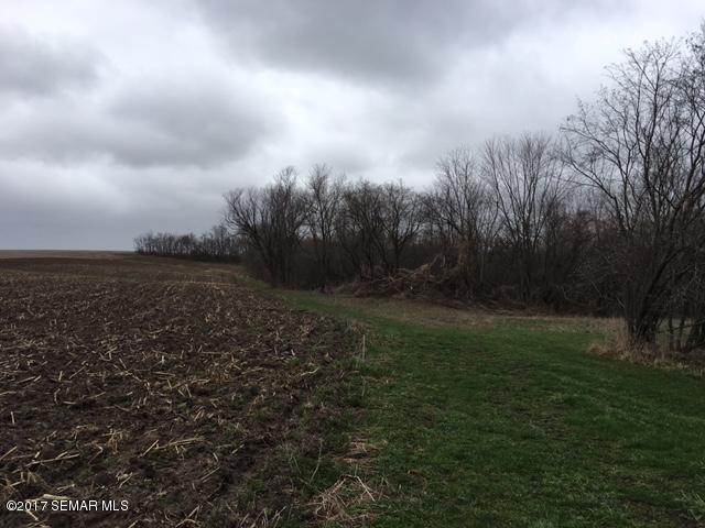 3172 Christianson Hill Road, Houston, MN 55943
