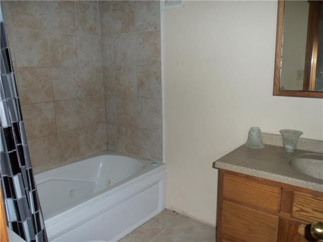 219 Lowell St ELe Roy, MN, 55951Mower County