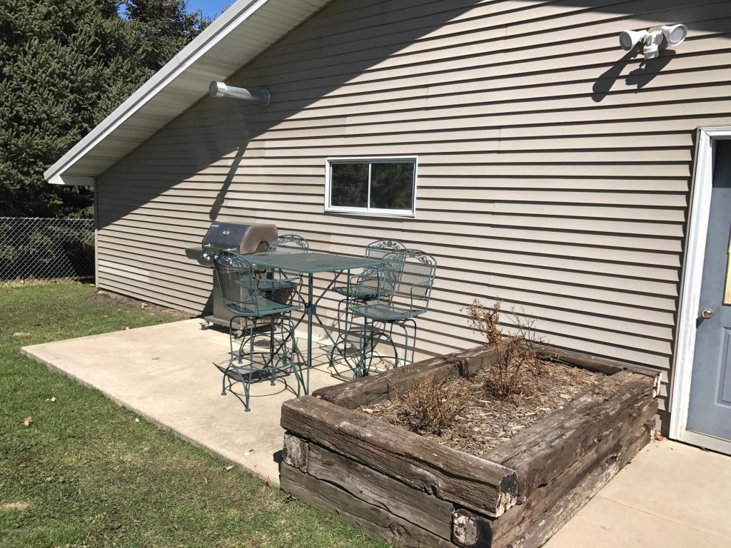 505 3rd Street, Lyle, MN 55953