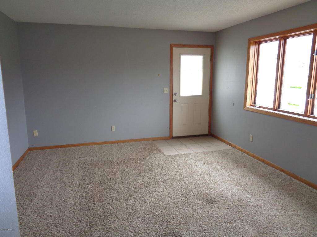 715 7th Street W, Mantorville, MN 55955