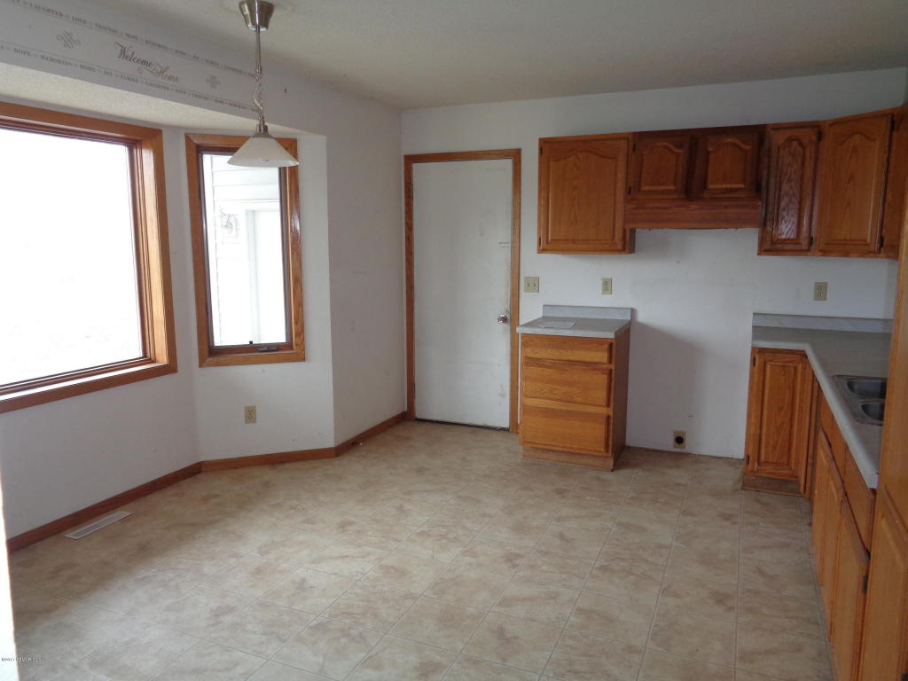 715 7th Street W, Mantorville, MN 55955