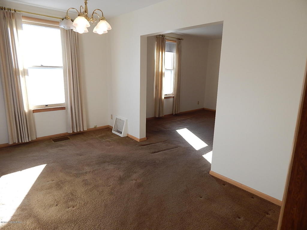 609 E Grove Street, Rushford, MN 55971