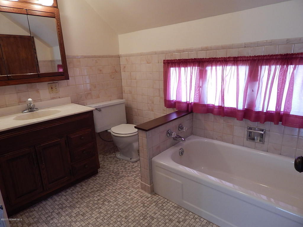 609 E Grove Street, Rushford, MN 55971
