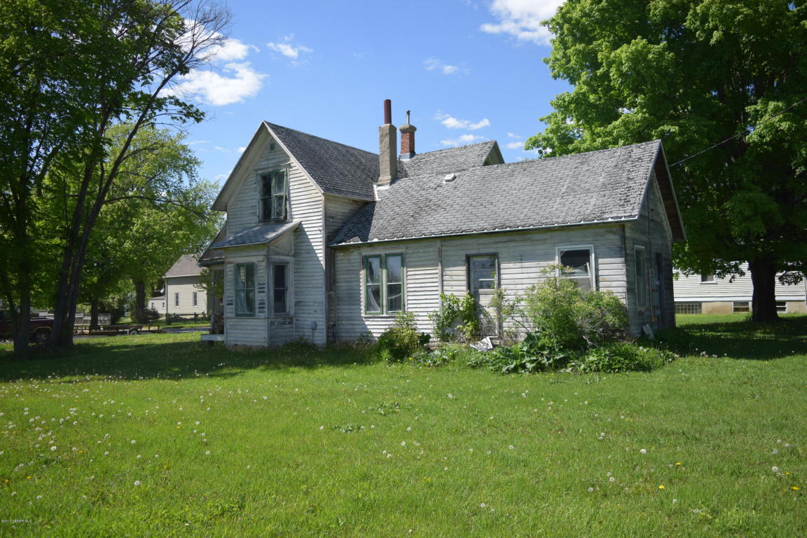 801 Washington Avenue, Spring Valley, MN 55975