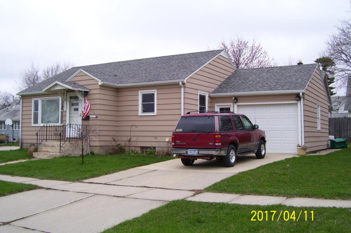 213 Main Street W, Spring Valley, MN 55975
