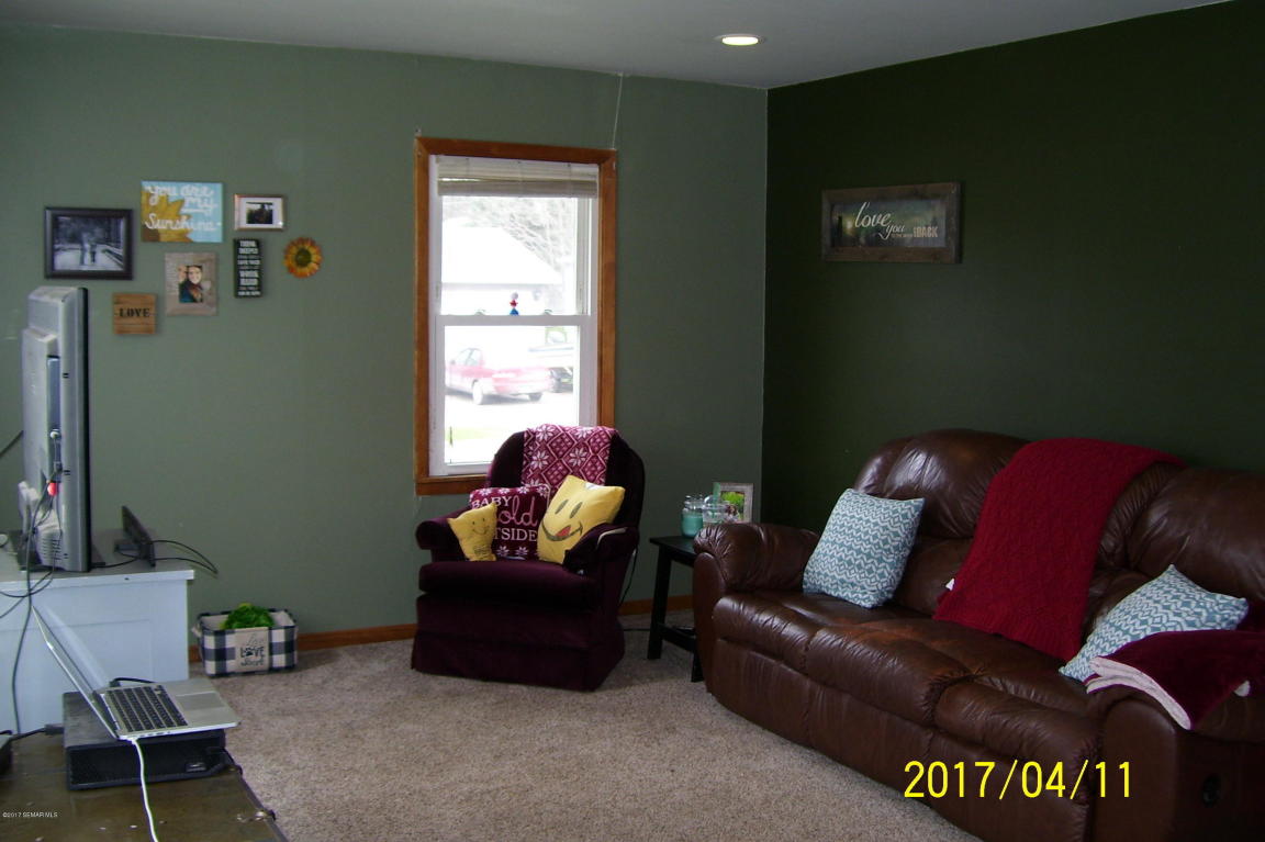 213 Main Street W, Spring Valley, MN 55975