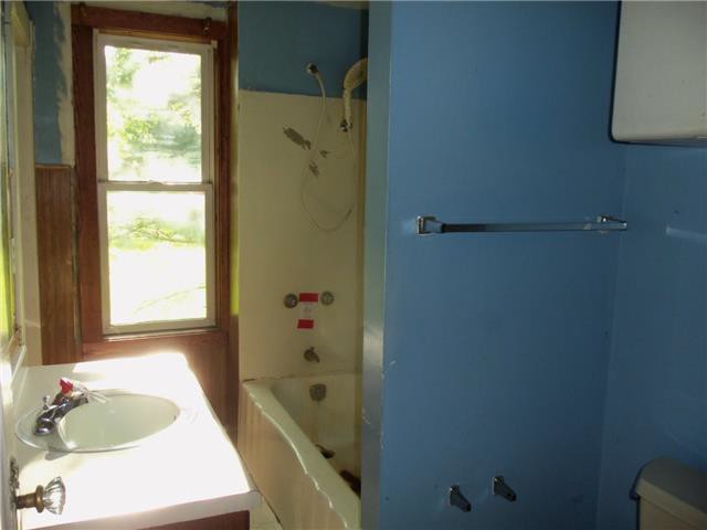 319 W High StSpring Valley, MN, 55975Fillmore County