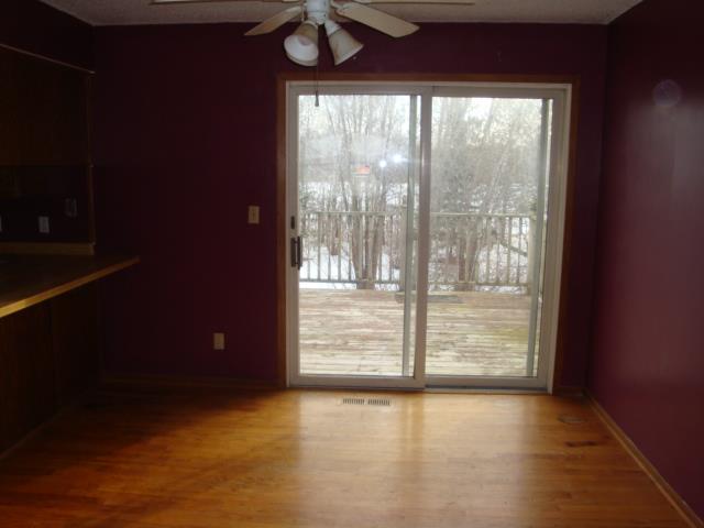 614 8th Ave NEStewartville, MN, 55976Olmsted County