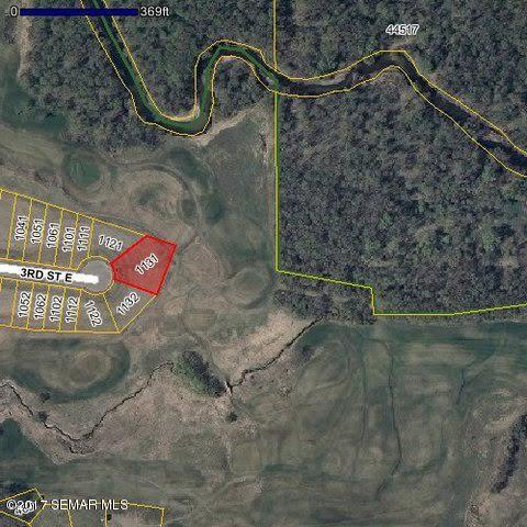 1131 3rd Street E, Wanamingo, MN 55983