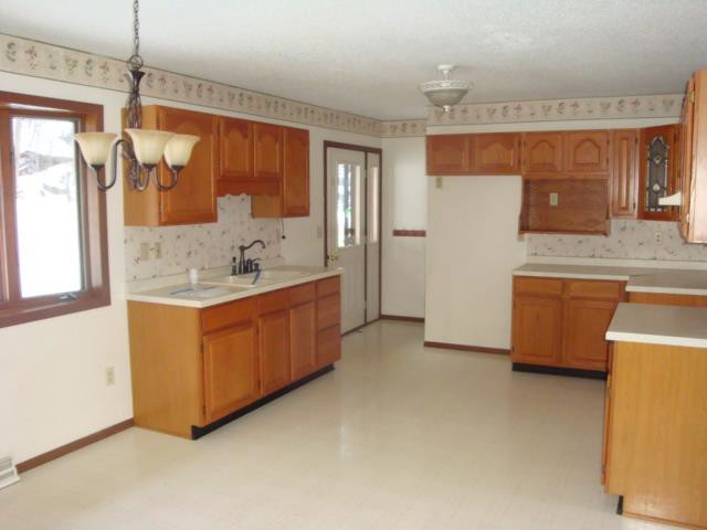 22070 South StWinona, MN, 55987Winona County