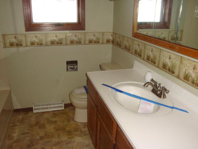 22070 South StWinona, MN, 55987Winona County