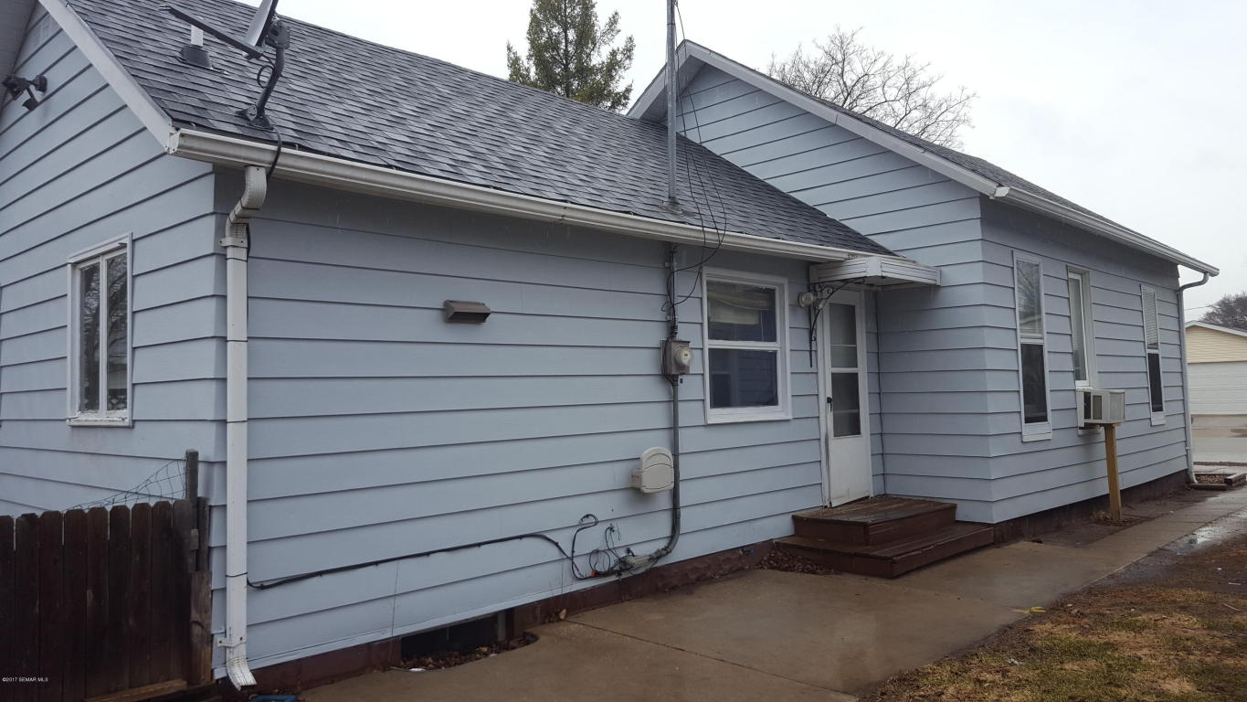 475 W Sarnia Street, Winona, MN 55987