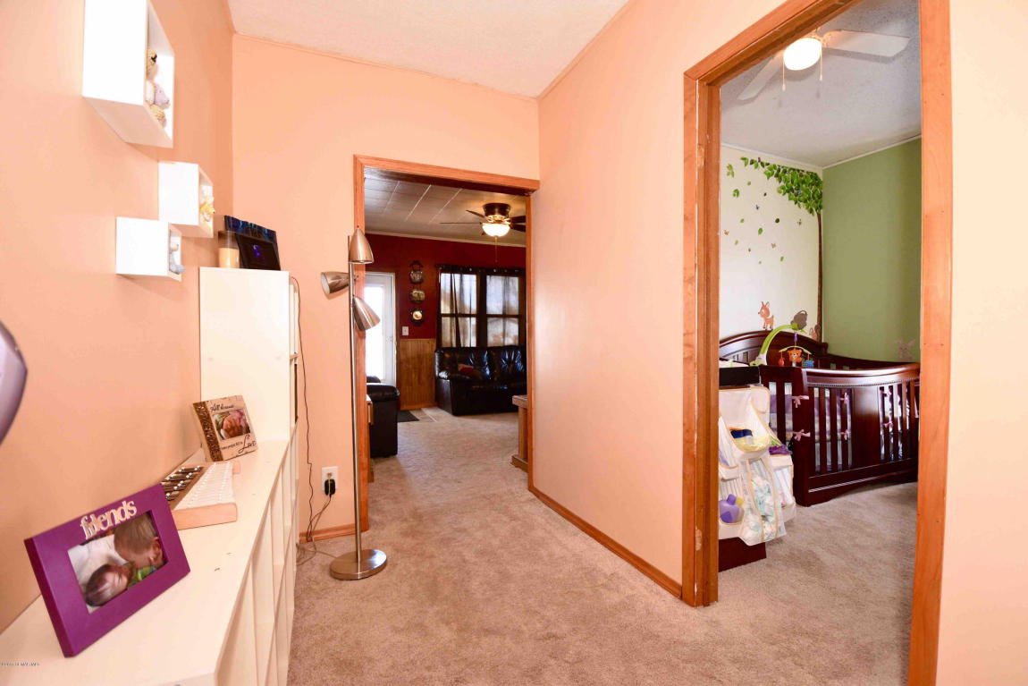 1053 E 8th Street, Winona, MN 55987