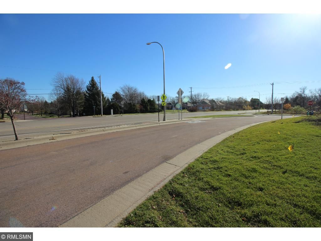 160 Catalina Drive, Mankato, MN 56001