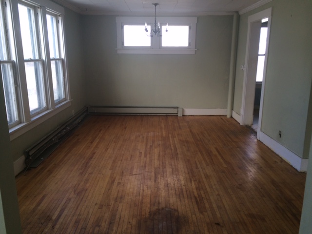 809 Baker Ave, Mankato, MN 56001