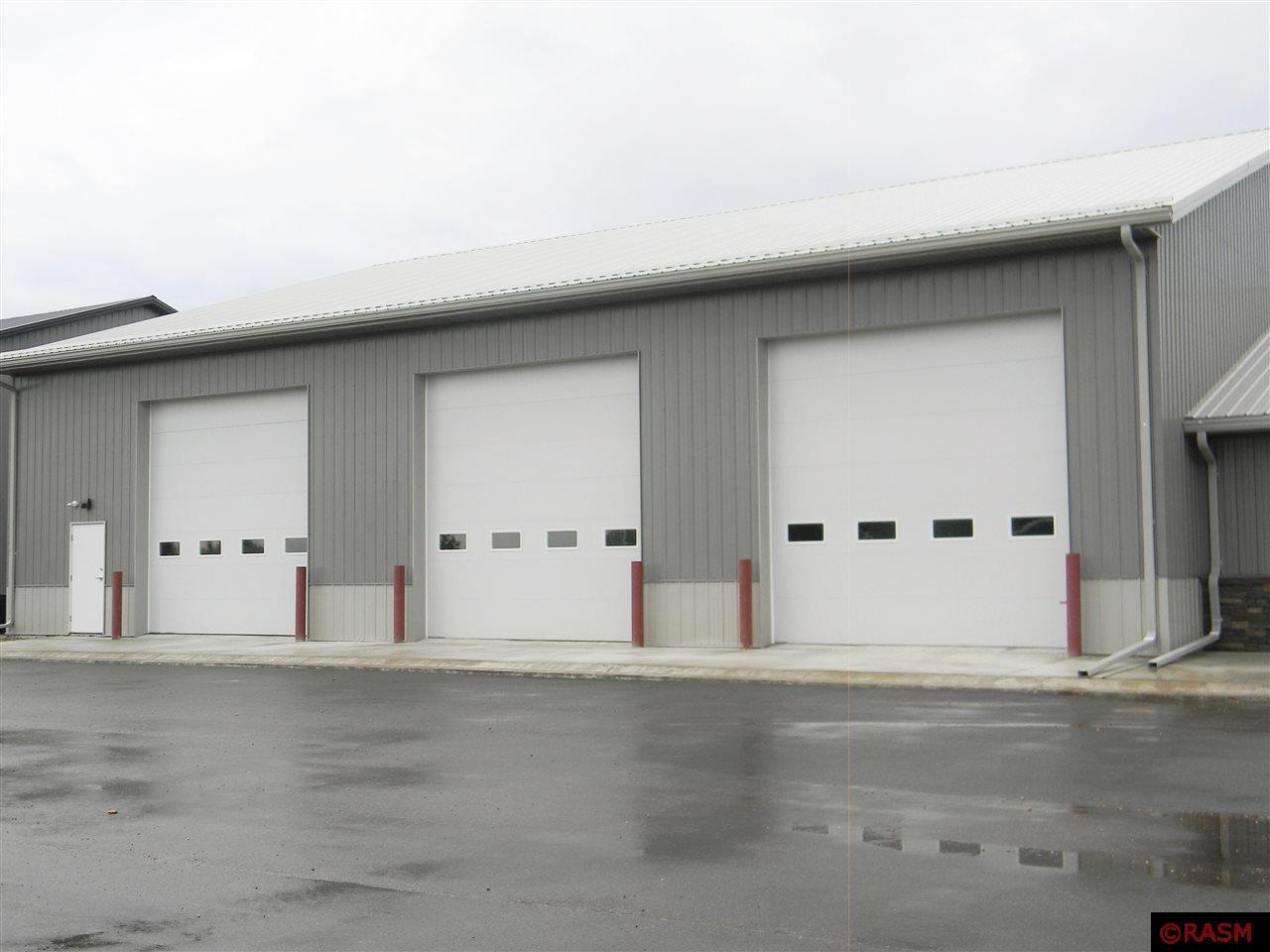 1044 S Victory, Mankato, MN 56001