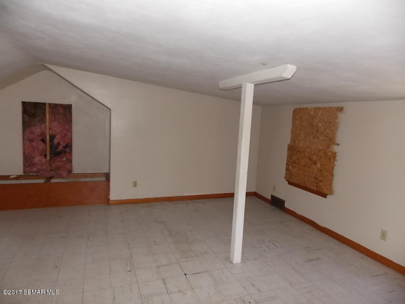 1417 S Shore Drive, Albert Lea, MN 56007