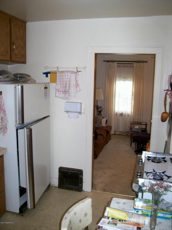 409 St Peter Avenue, Albert Lea, MN 56007