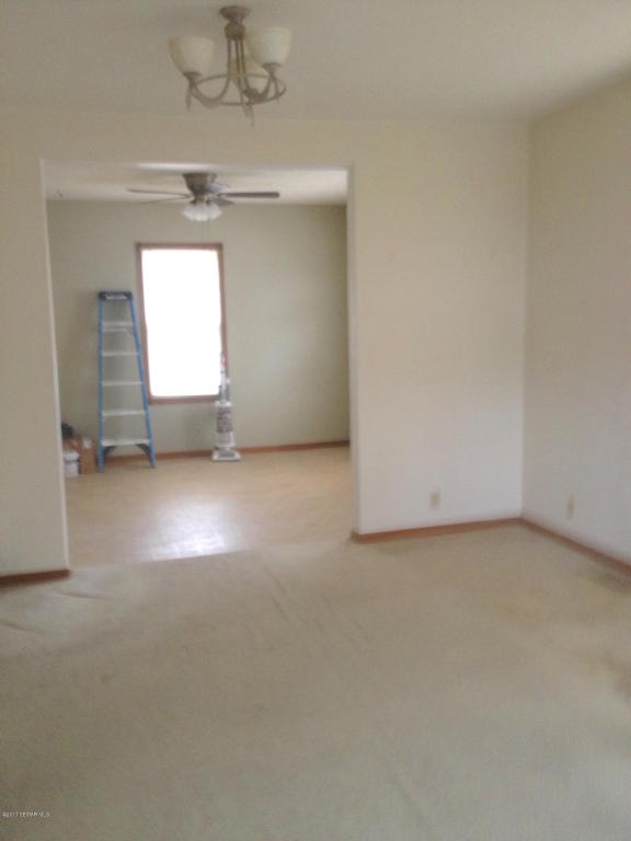 616 Minnesota Avenue, Albert Lea, MN 56007