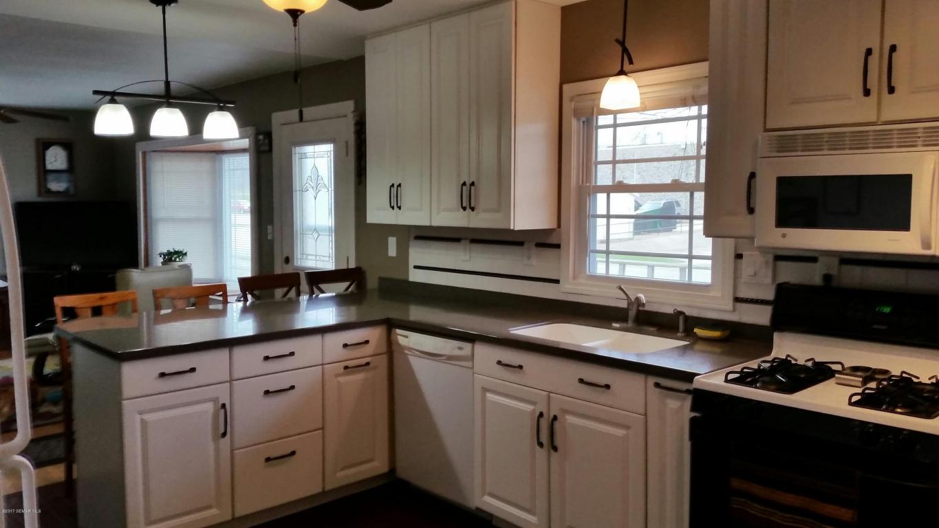 1601 Margaretha Avenue, Albert Lea, MN 56007