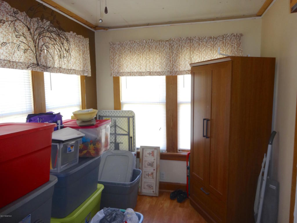 808 Harding Avenue, Albert Lea, MN 56007