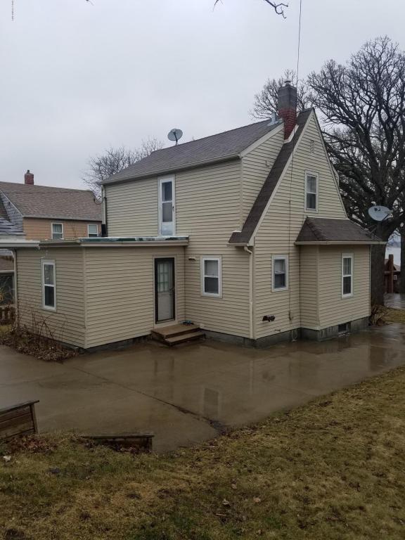 1406 Frank Hall Drive, Albert Lea, MN 56007