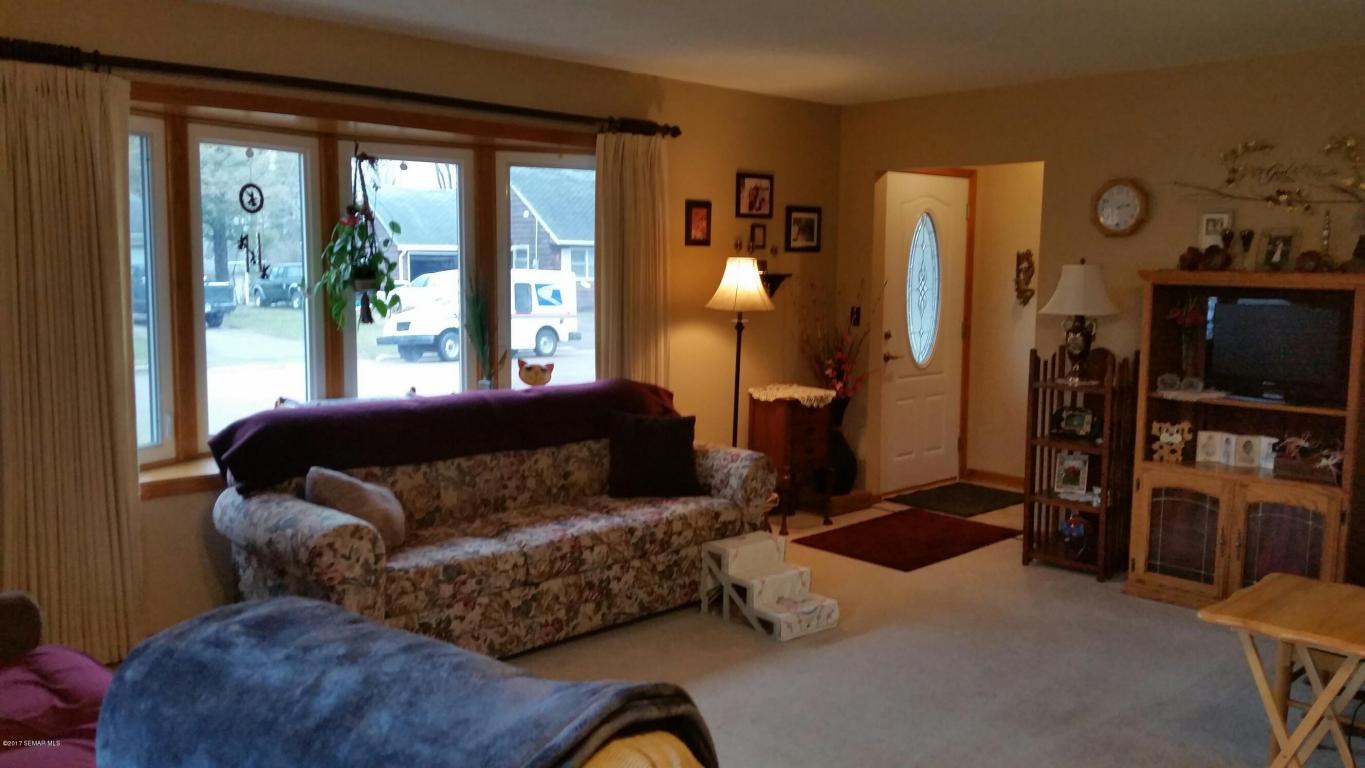 951 3rd Avenue S, Albert Lea, MN 56007