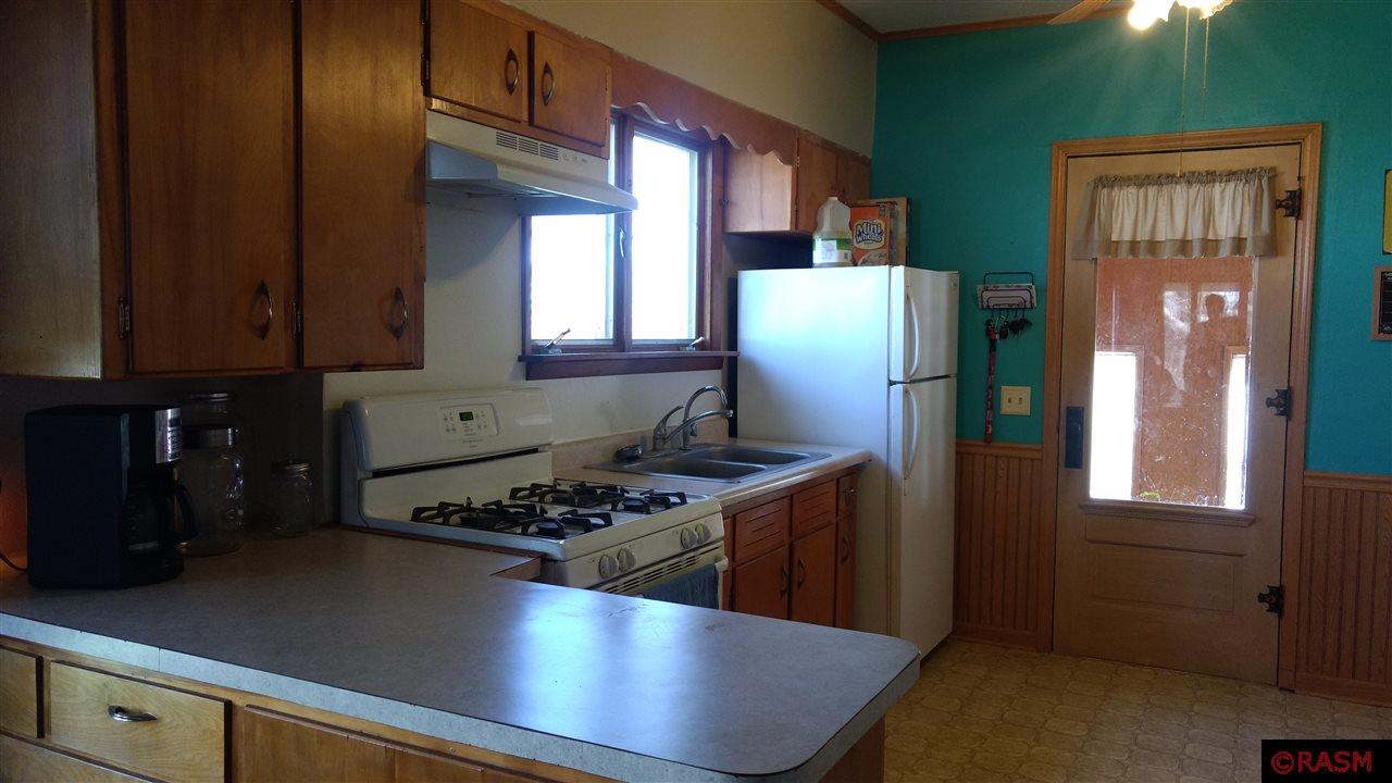 309 W South, Amboy, MN 56010